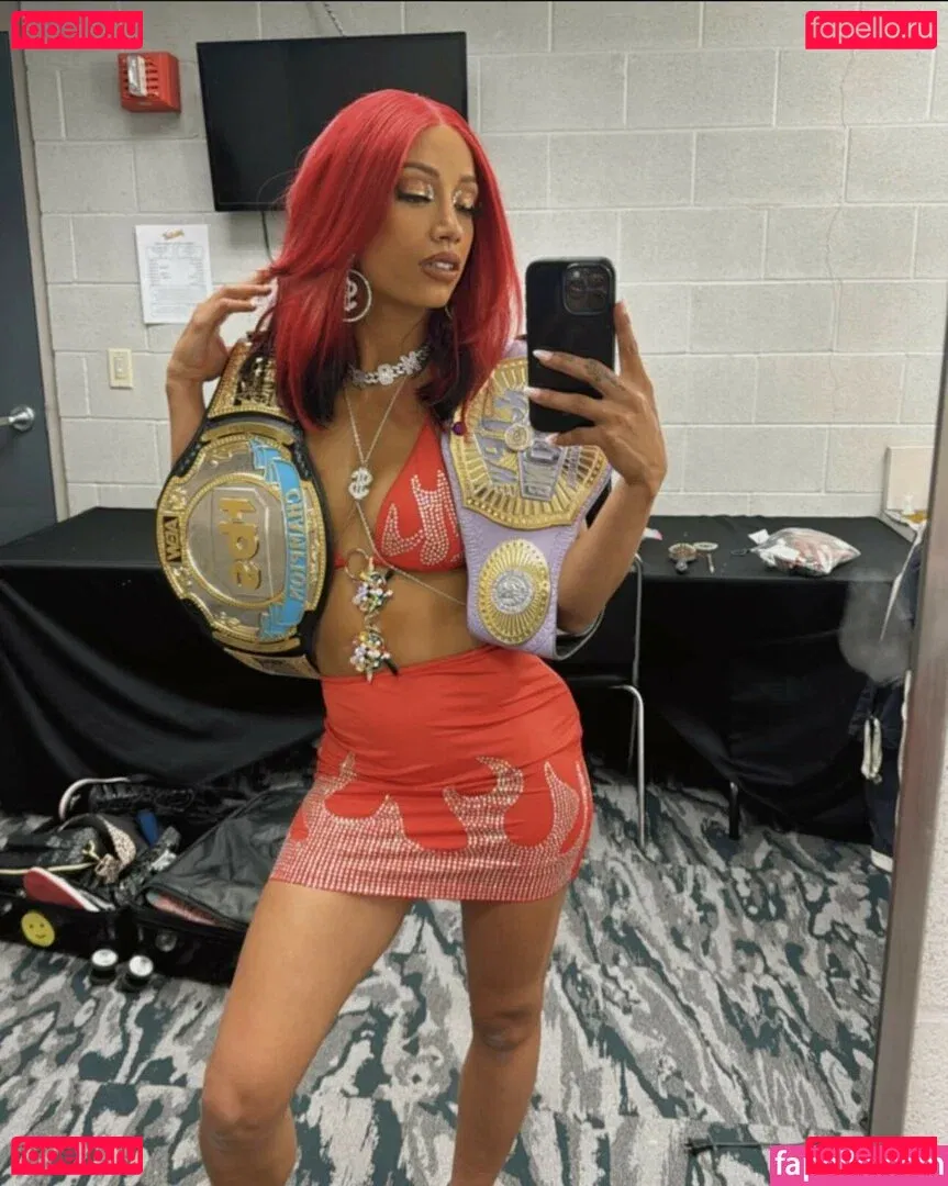 Sasha Banks Onlyfans Photo Gallery 