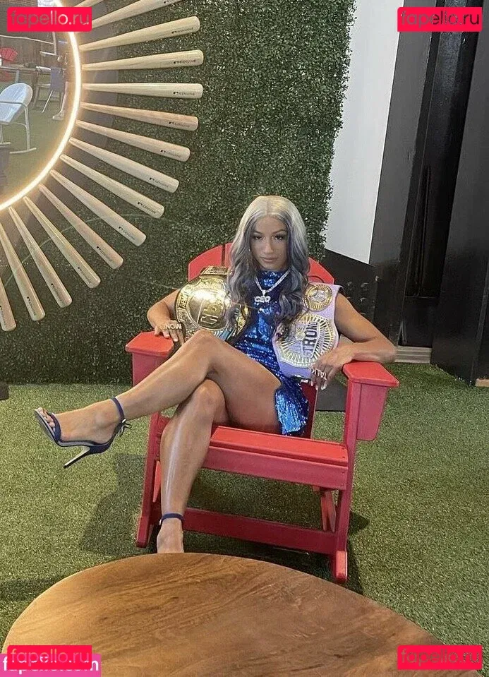 Sasha Banks Onlyfans Photo Gallery 