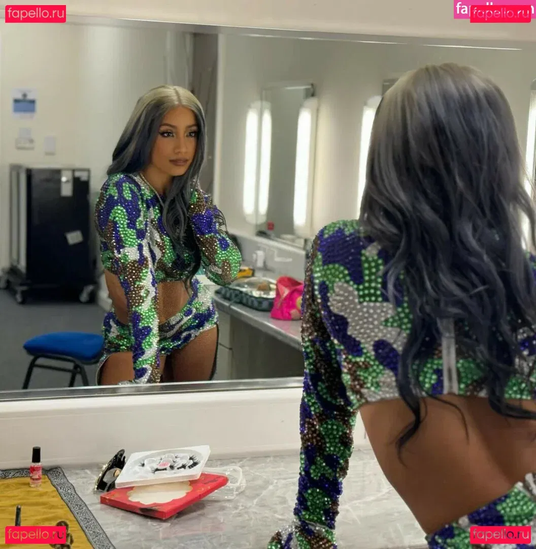 Sasha Banks Onlyfans Photo Gallery 