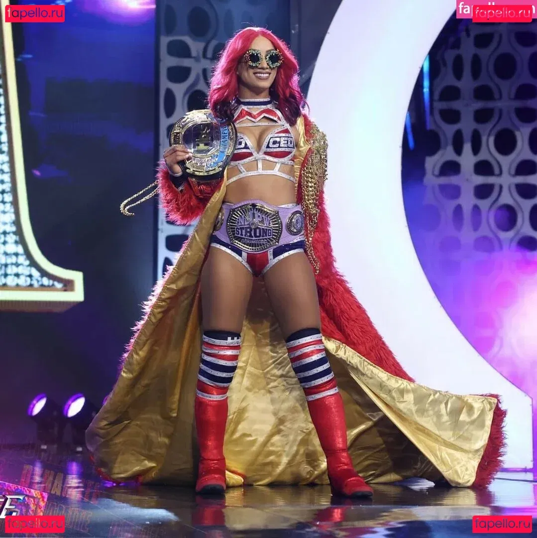 Sasha Banks Onlyfans Photo Gallery 