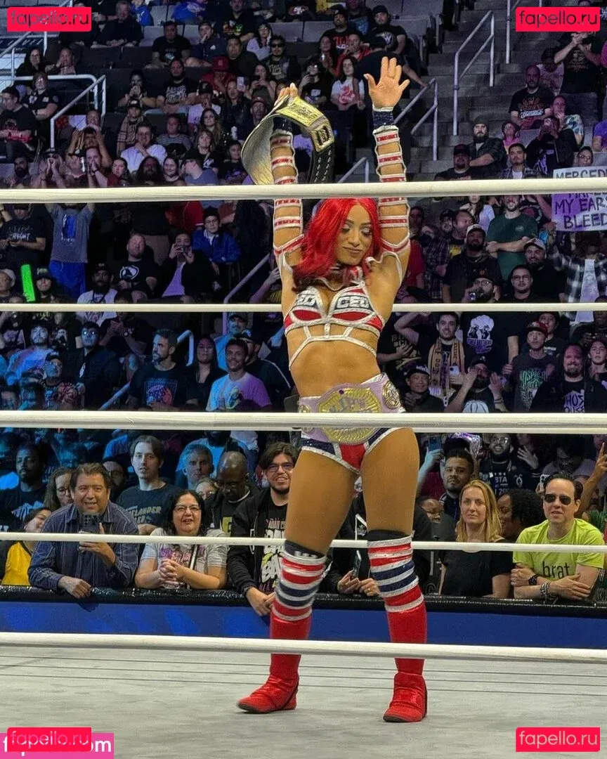 Sasha Banks Onlyfans Photo Gallery 