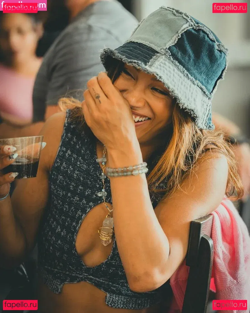 Sasha Banks Onlyfans Photo Gallery 