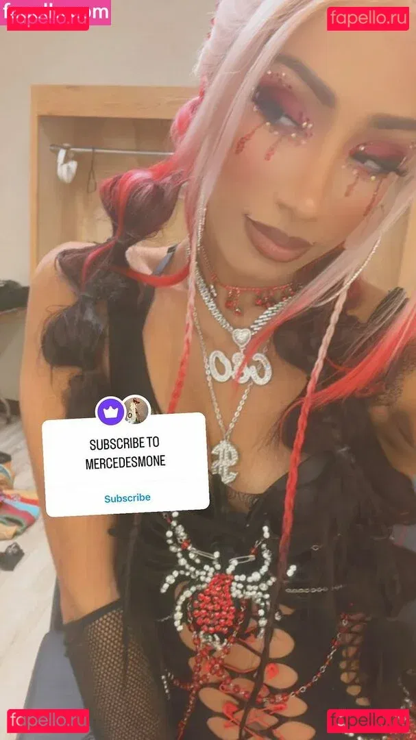 Sasha Banks Onlyfans Photo Gallery 