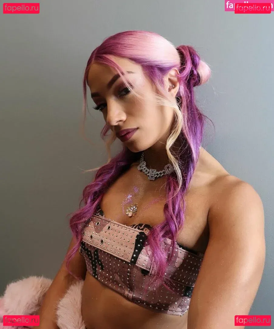 Sasha Banks Onlyfans Photo Gallery 