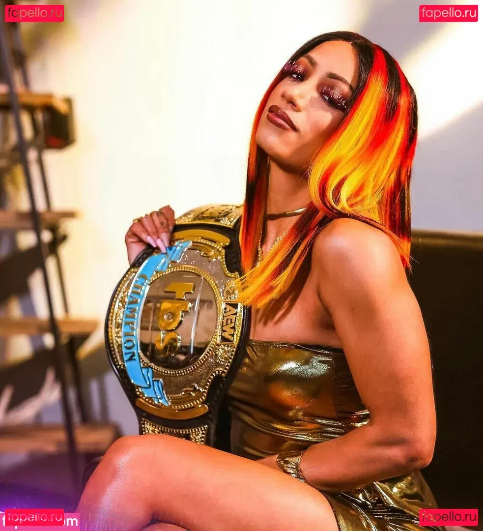 Sasha Banks Onlyfans Photo Gallery 