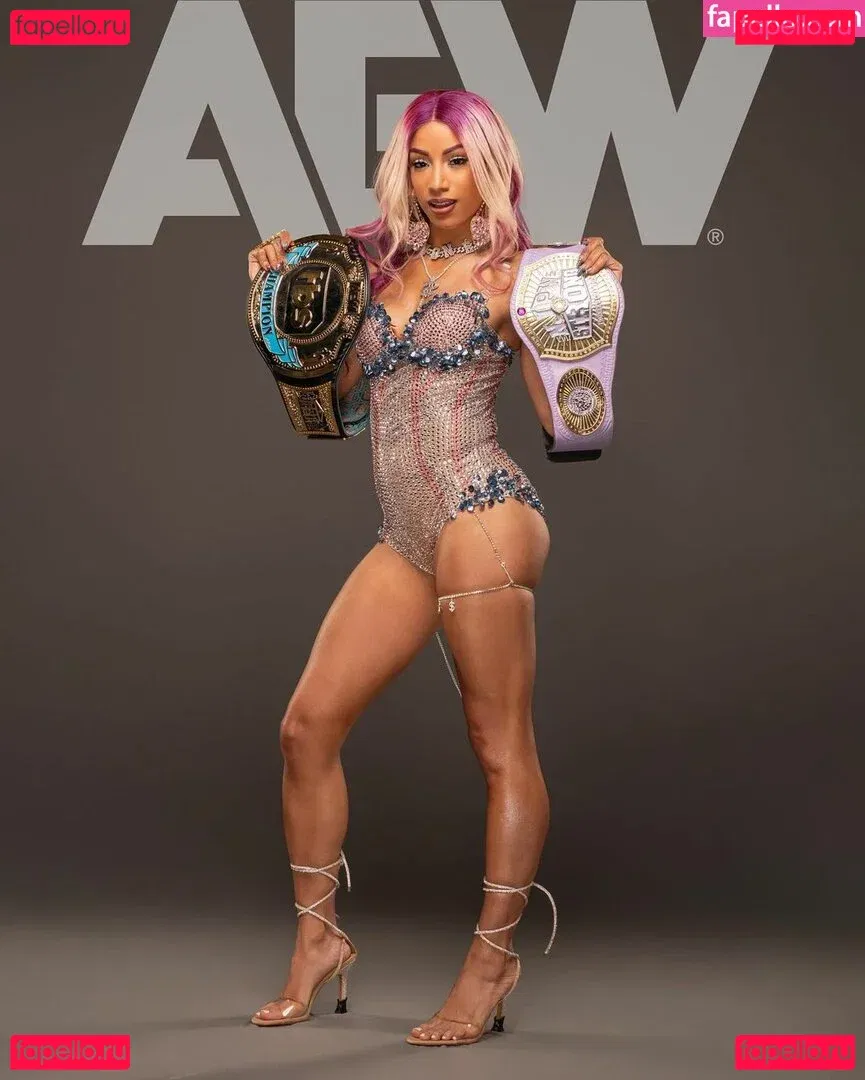Sasha Banks Onlyfans Photo Gallery 