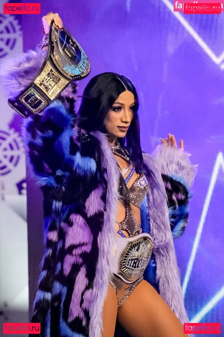 Sasha Banks Onlyfans Photo Gallery 