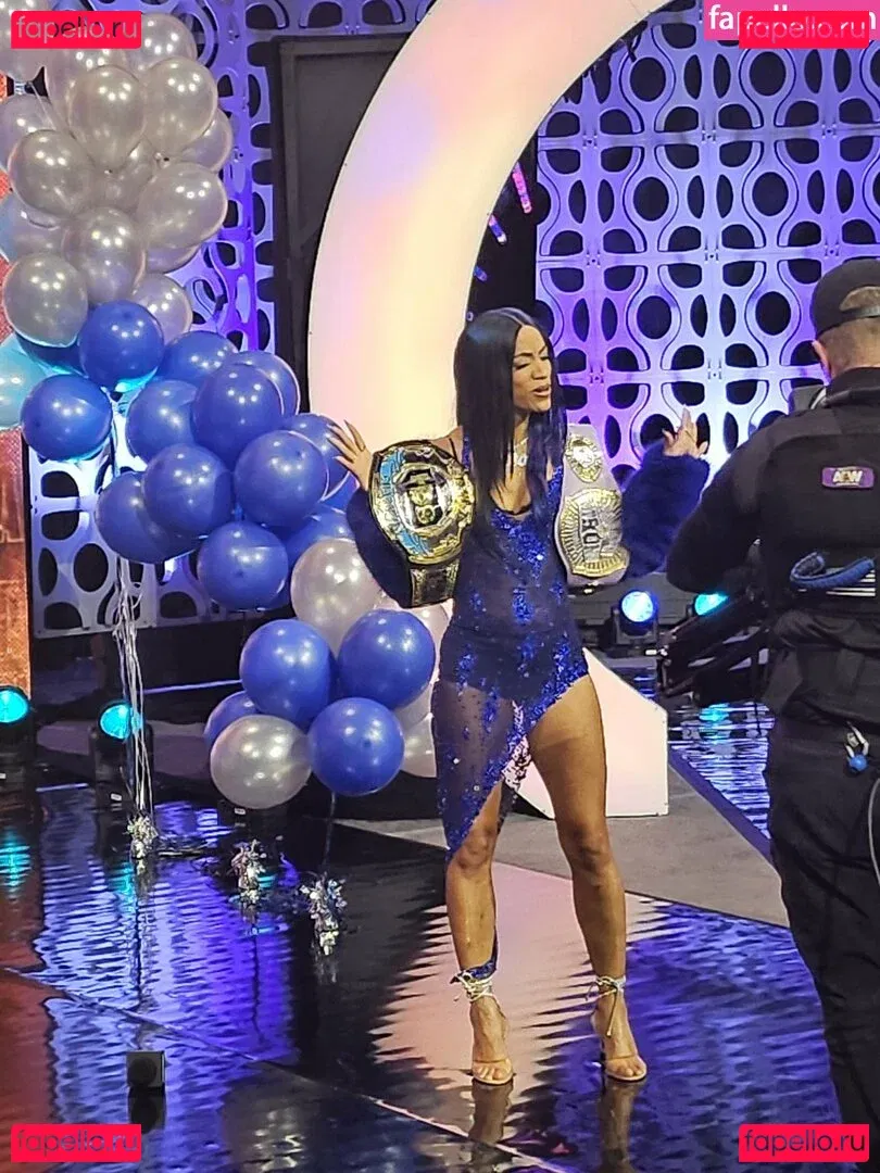 Sasha Banks Onlyfans Photo Gallery 