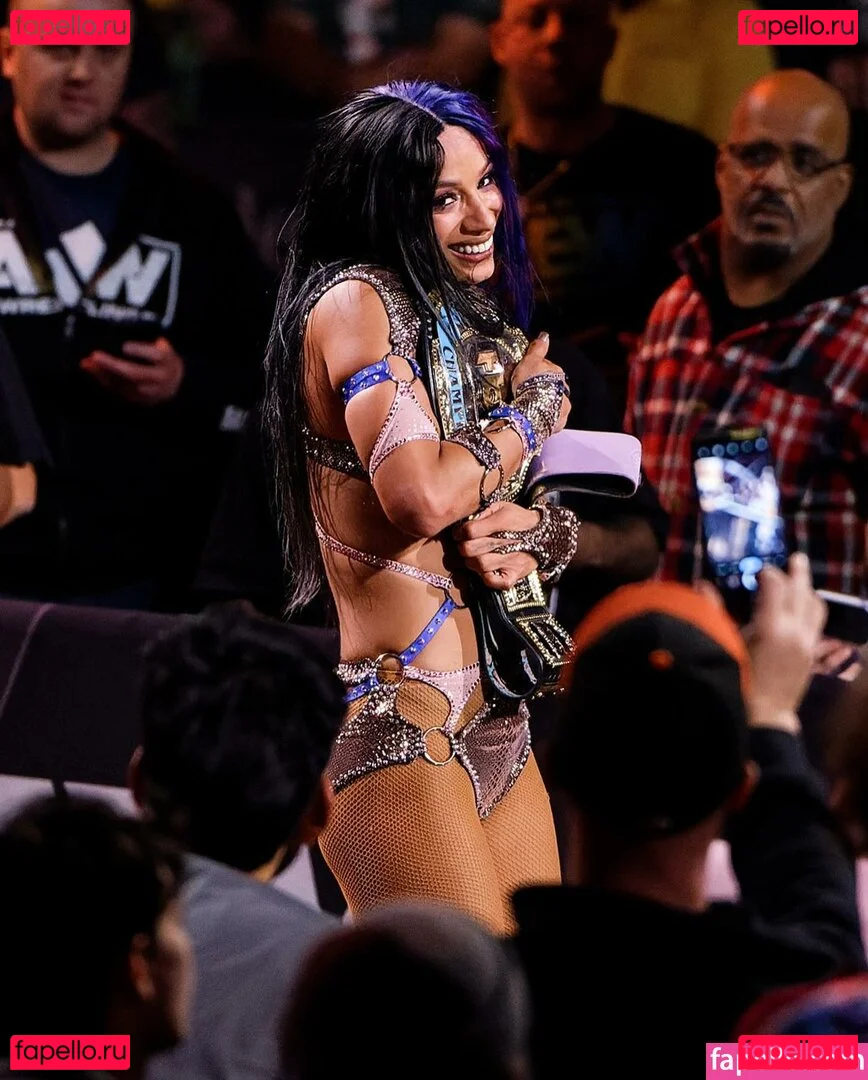 Sasha Banks Onlyfans Photo Gallery 