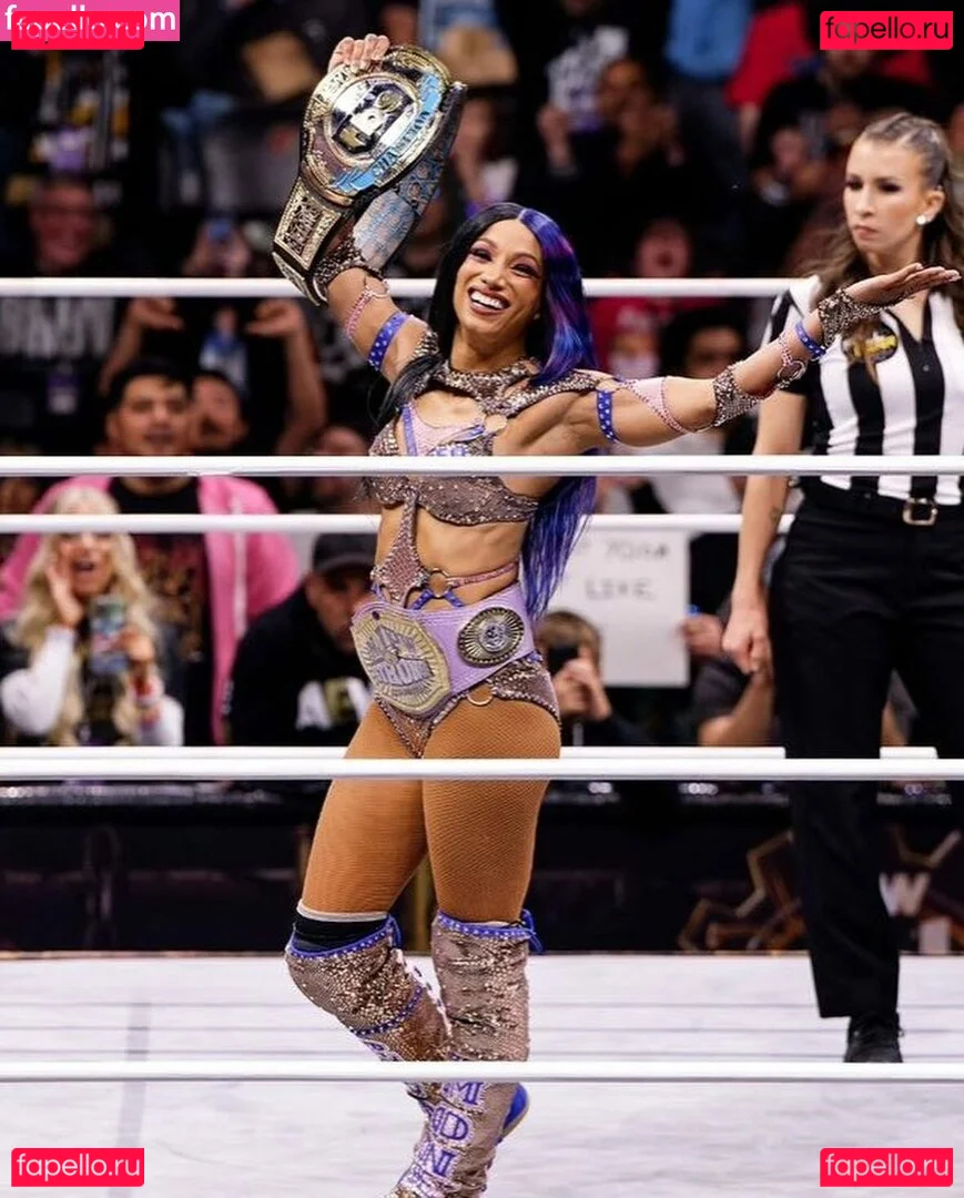 Sasha Banks Onlyfans Photo Gallery 