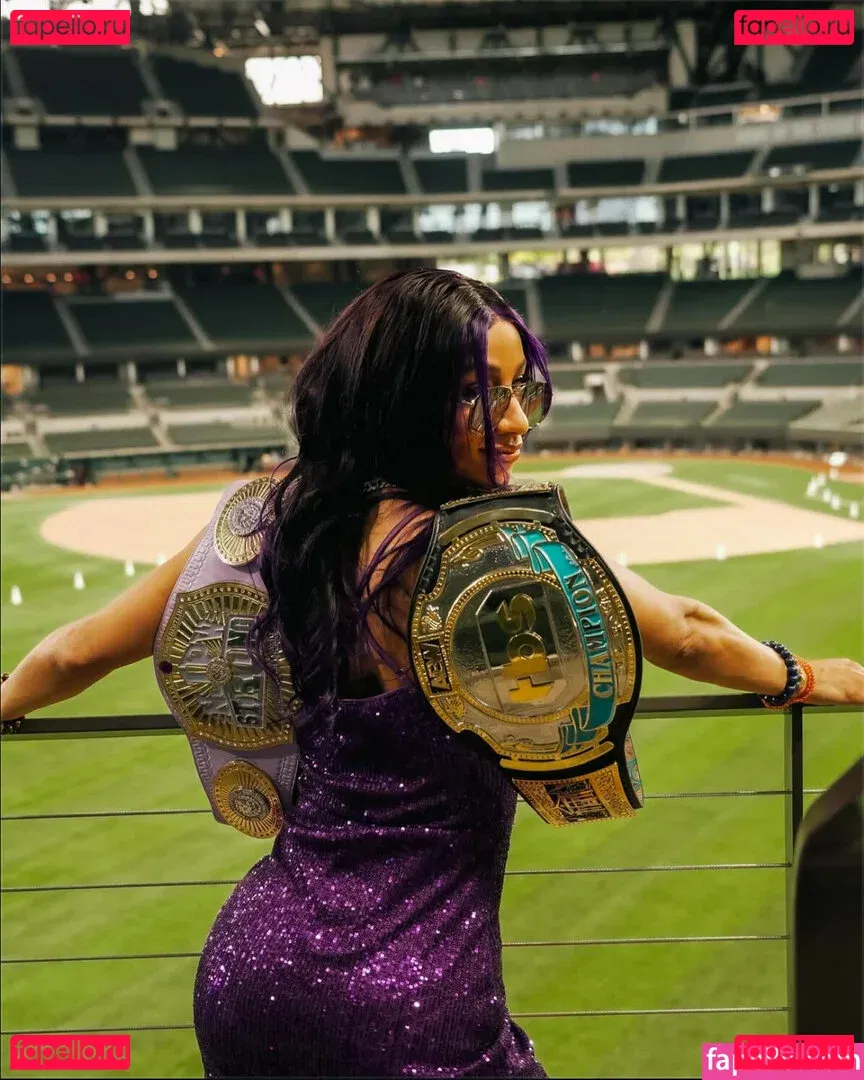 Sasha Banks Onlyfans Photo Gallery 