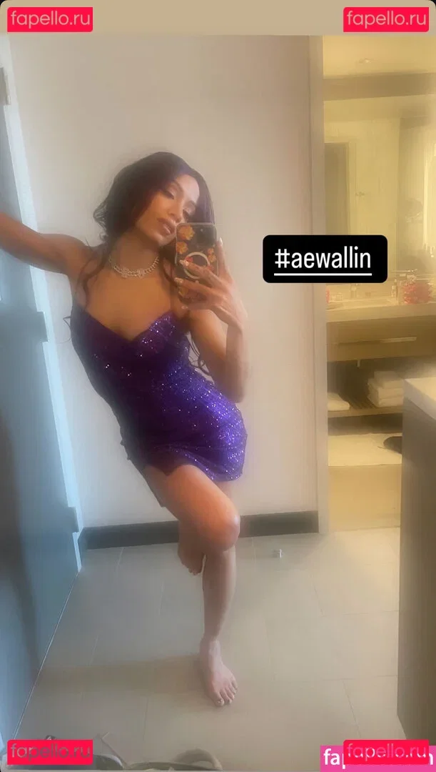 Sasha Banks Onlyfans Photo Gallery 