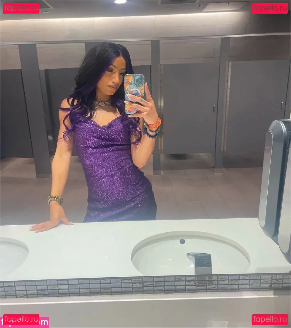 Sasha Banks Onlyfans Photo Gallery 