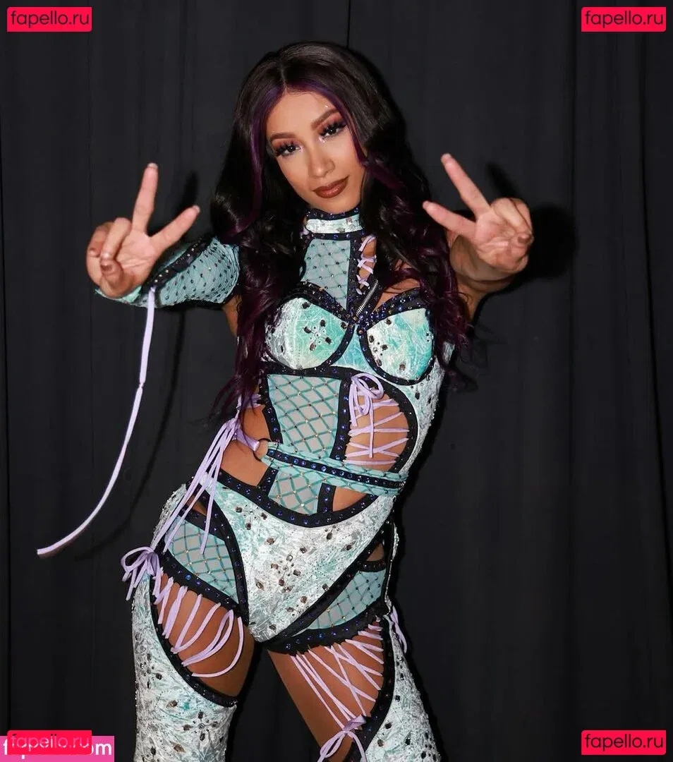 Sasha Banks Onlyfans Photo Gallery 