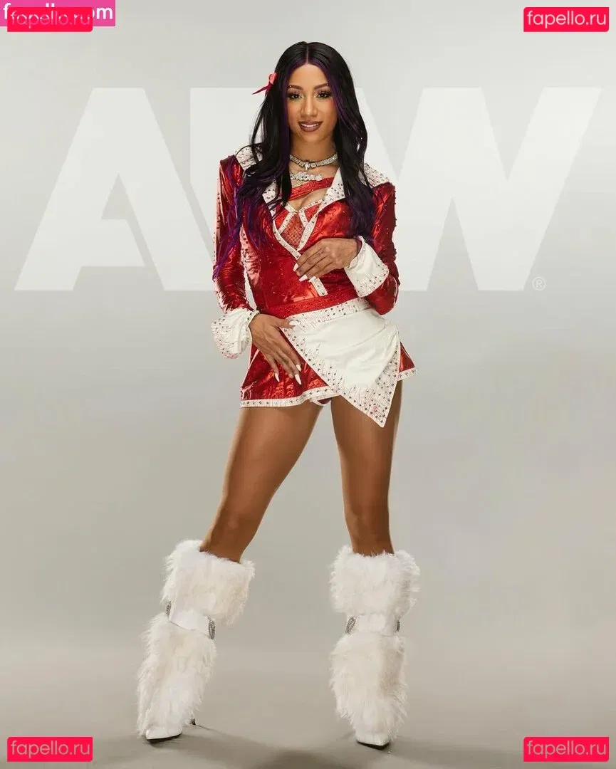 Sasha Banks Onlyfans Photo Gallery 