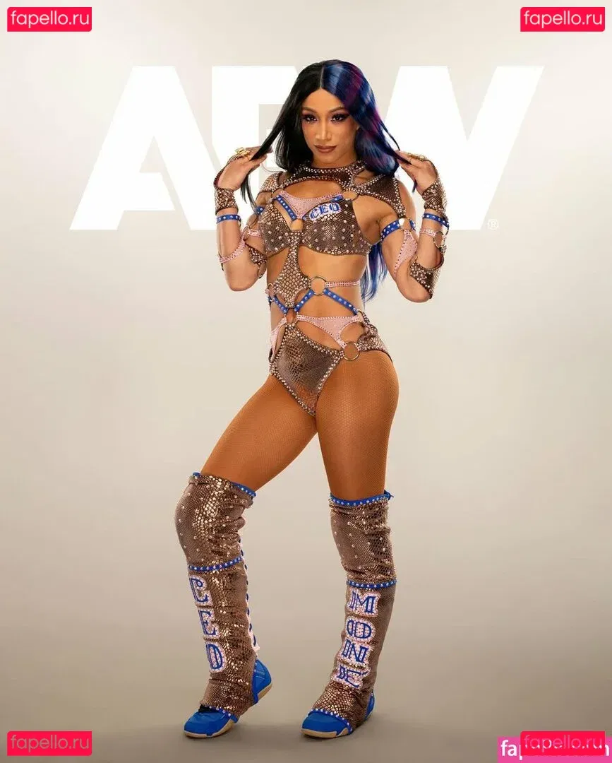 Sasha Banks Onlyfans Photo Gallery 