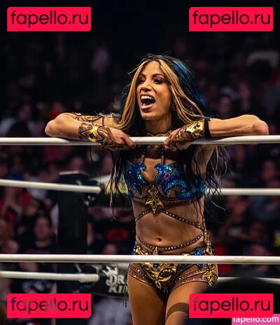 Sasha Banks Onlyfans Photo Gallery 