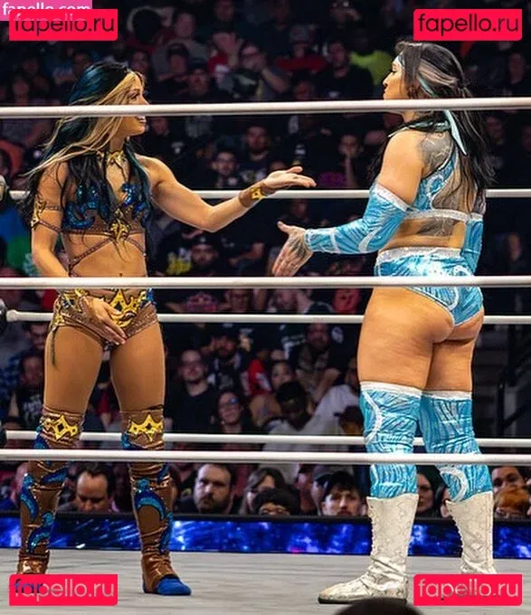 Sasha Banks Onlyfans Photo Gallery 