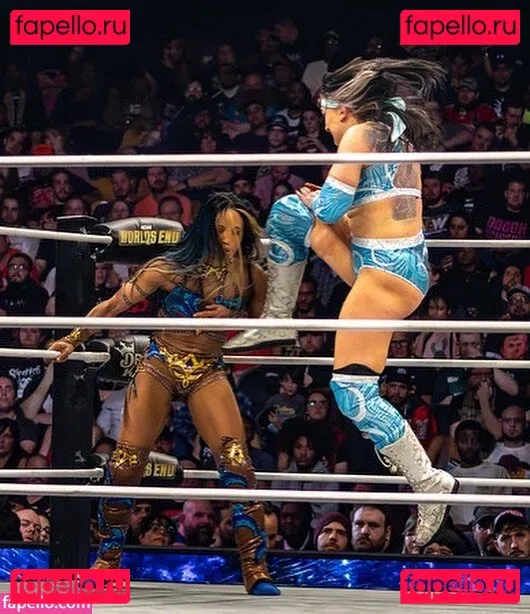 Sasha Banks Onlyfans Photo Gallery 