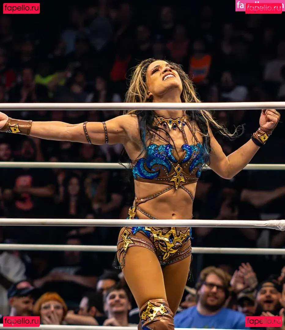 Sasha Banks Onlyfans Photo Gallery 