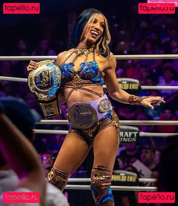 Sasha Banks Onlyfans Photo Gallery 
