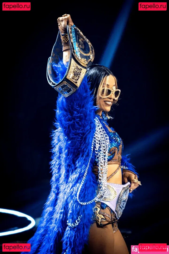 Sasha Banks Onlyfans Photo Gallery 