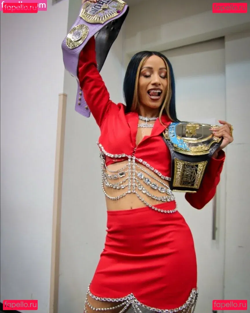 Sasha Banks Onlyfans Photo Gallery 