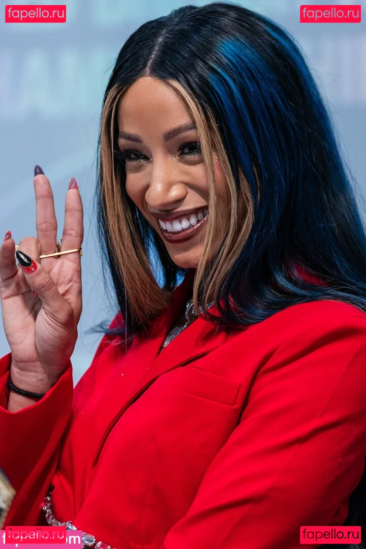 Sasha Banks Onlyfans Photo Gallery 