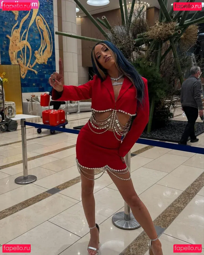 Sasha Banks Onlyfans Photo Gallery 