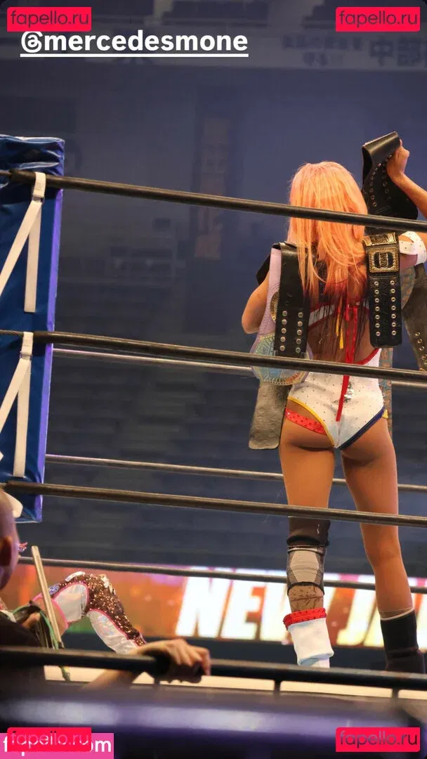 Sasha Banks Onlyfans Photo Gallery 