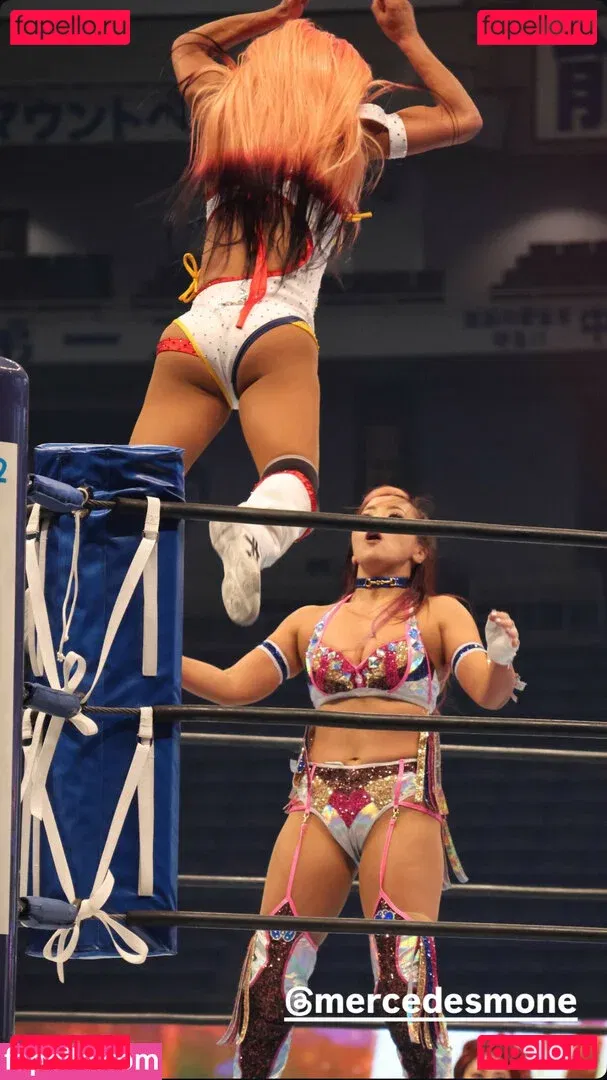 Sasha Banks Onlyfans Photo Gallery 