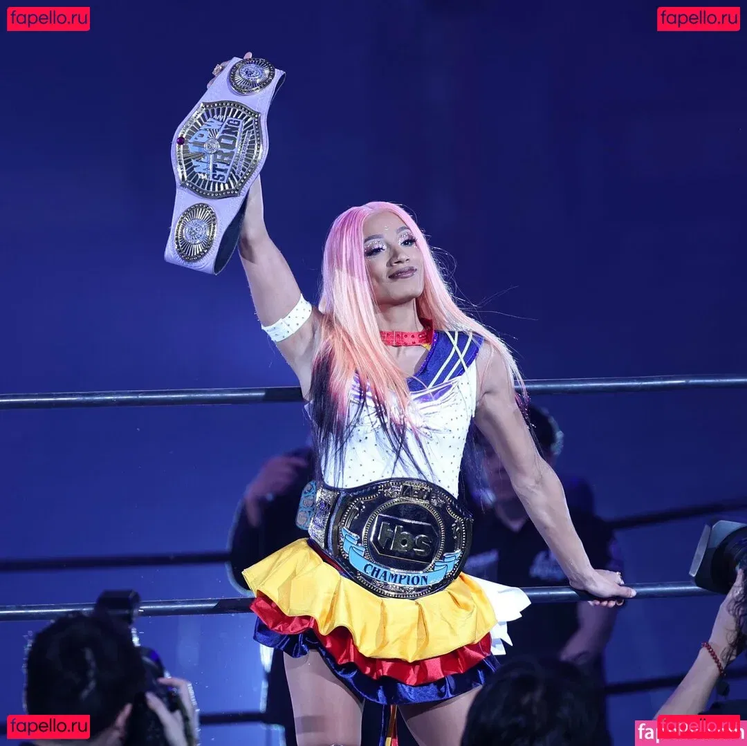 Sasha Banks Onlyfans Photo Gallery 