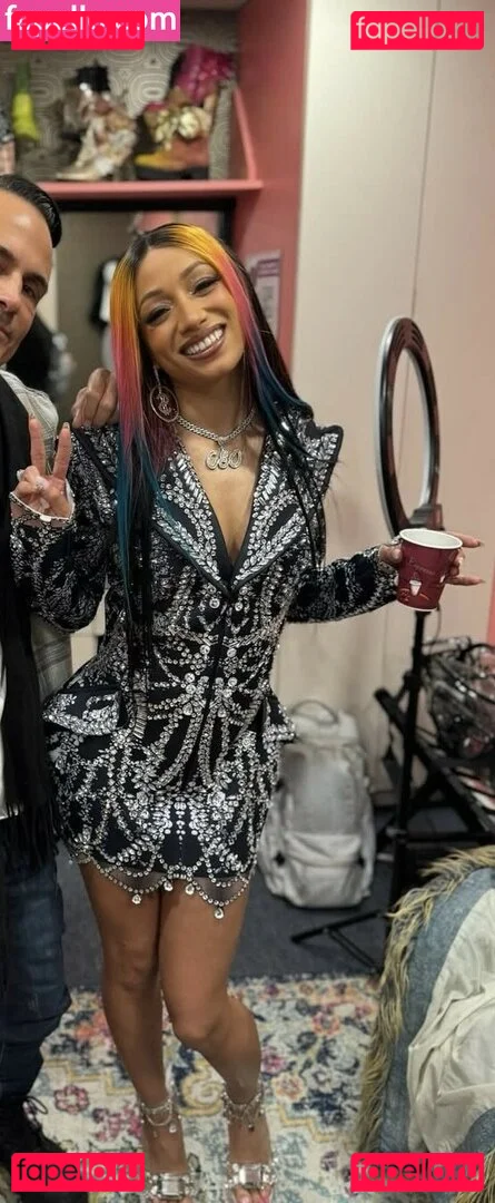 Sasha Banks Onlyfans Photo Gallery 