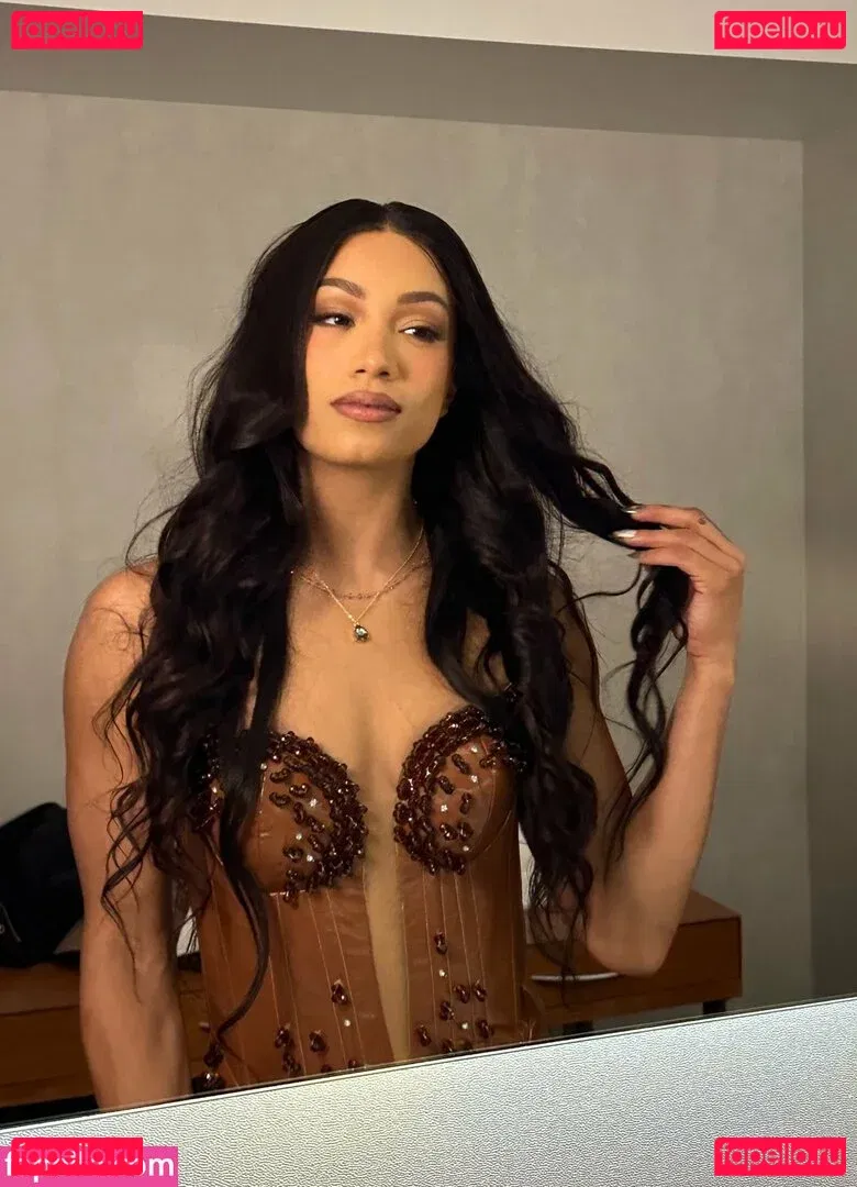 Sasha Banks Onlyfans Photo Gallery 