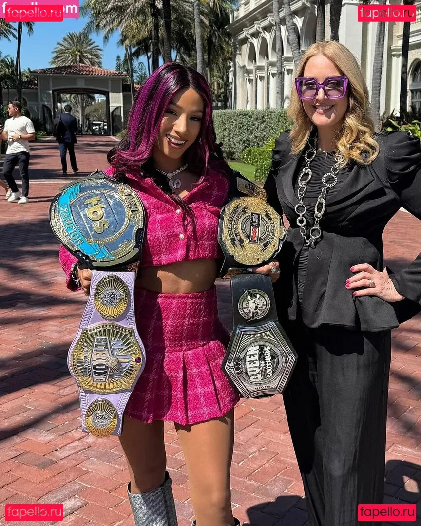 Sasha Banks Onlyfans Photo Gallery 