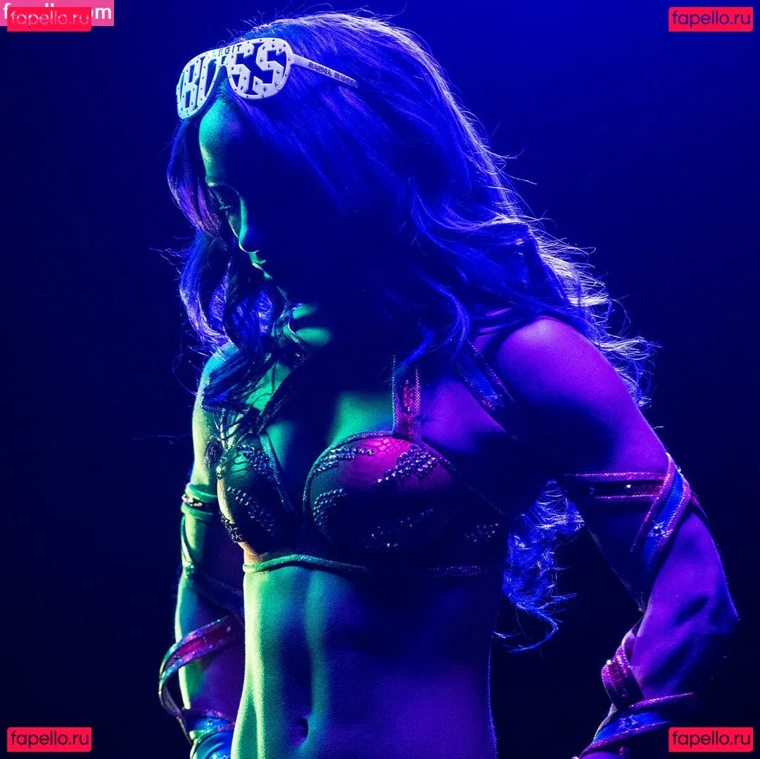 Sasha Banks Onlyfans Photo Gallery 