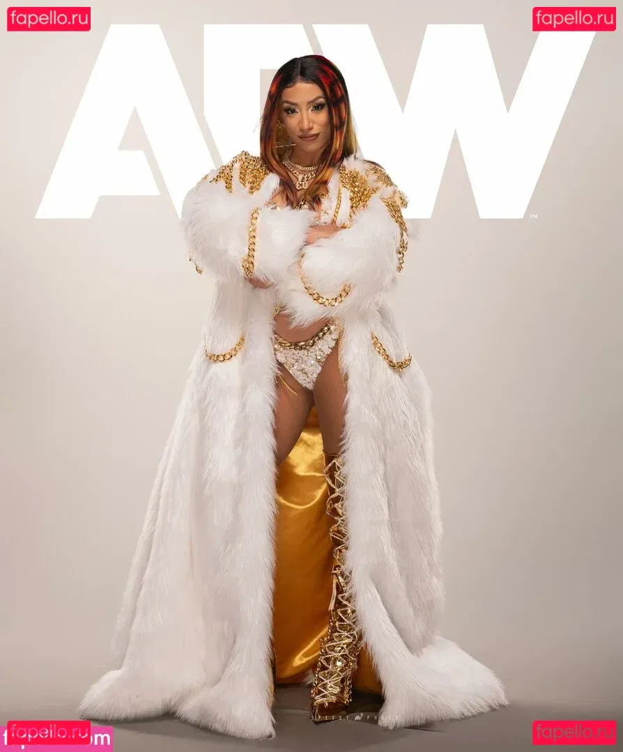 Sasha Banks Onlyfans Photo Gallery 