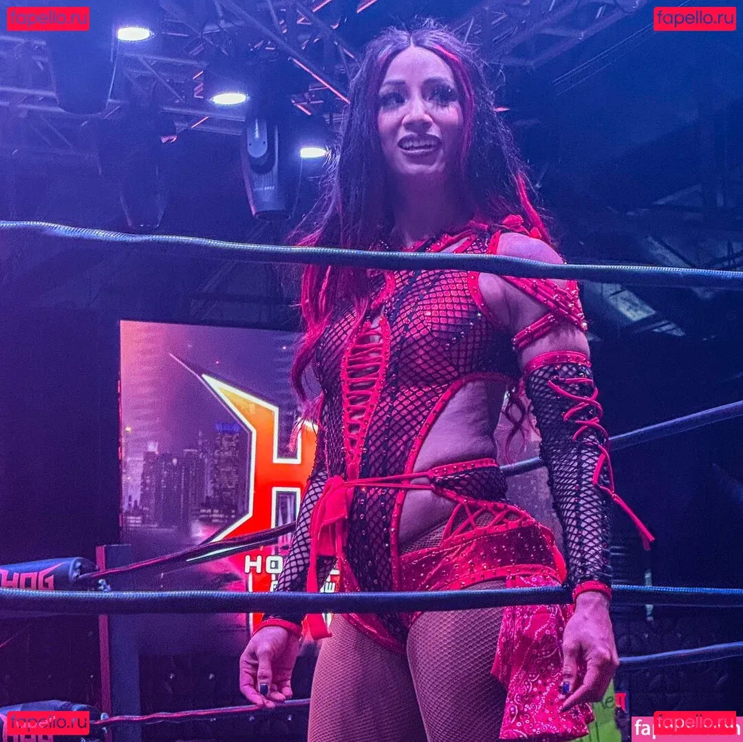 Sasha Banks Onlyfans Photo Gallery 