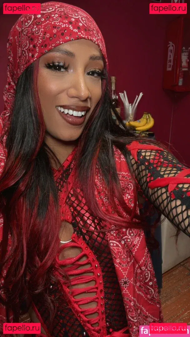 Sasha Banks Onlyfans Photo Gallery 