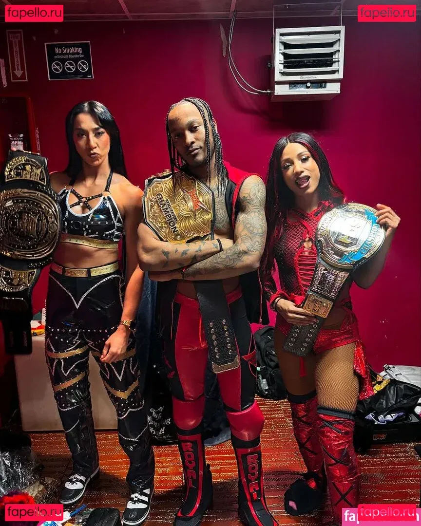 Sasha Banks Onlyfans Photo Gallery 