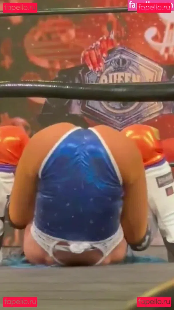 Sasha Banks Onlyfans Photo Gallery 