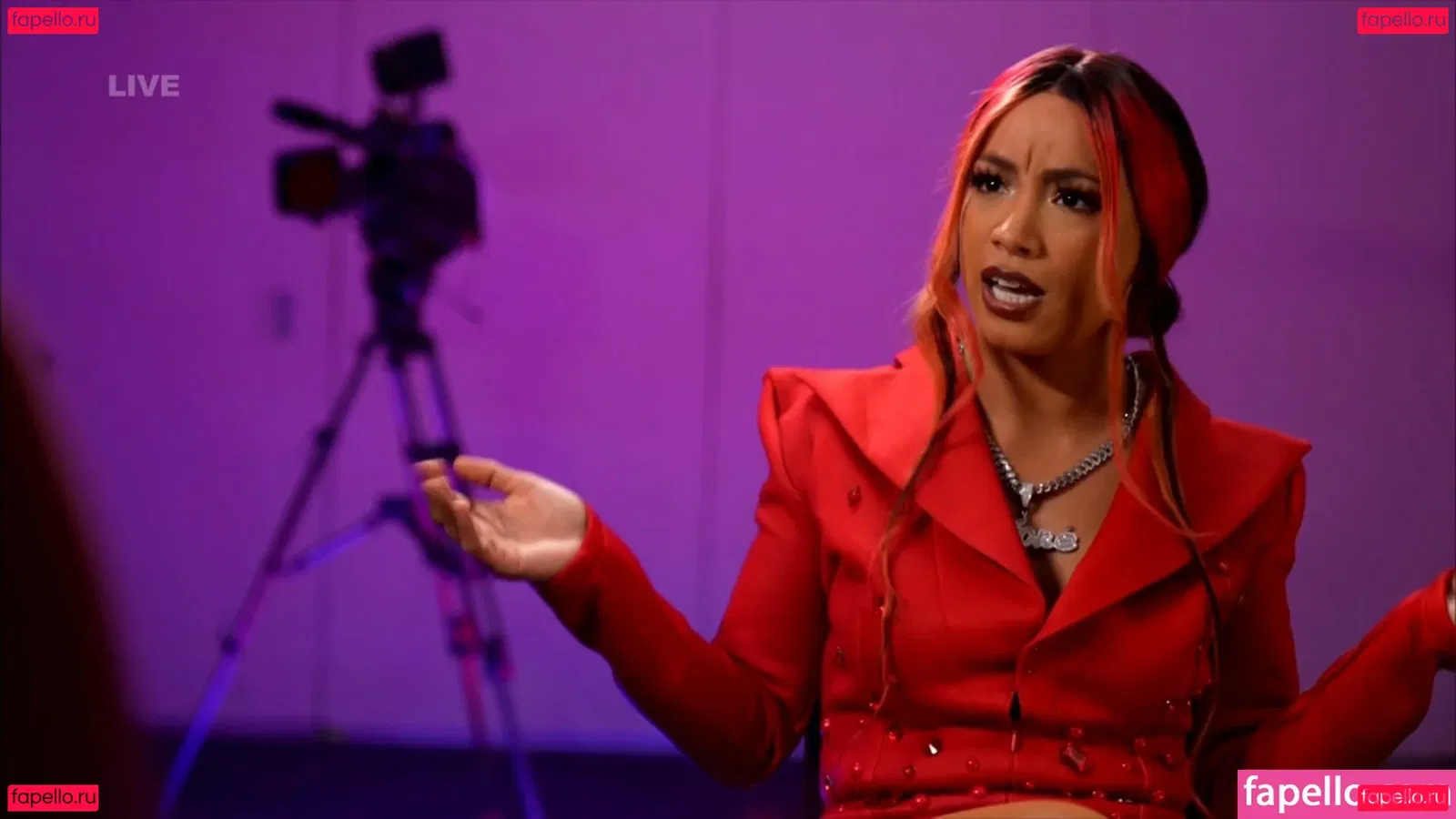 Sasha Banks Onlyfans Photo Gallery 