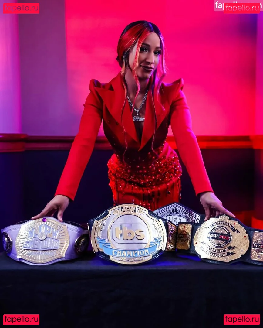 Sasha Banks Onlyfans Photo Gallery 