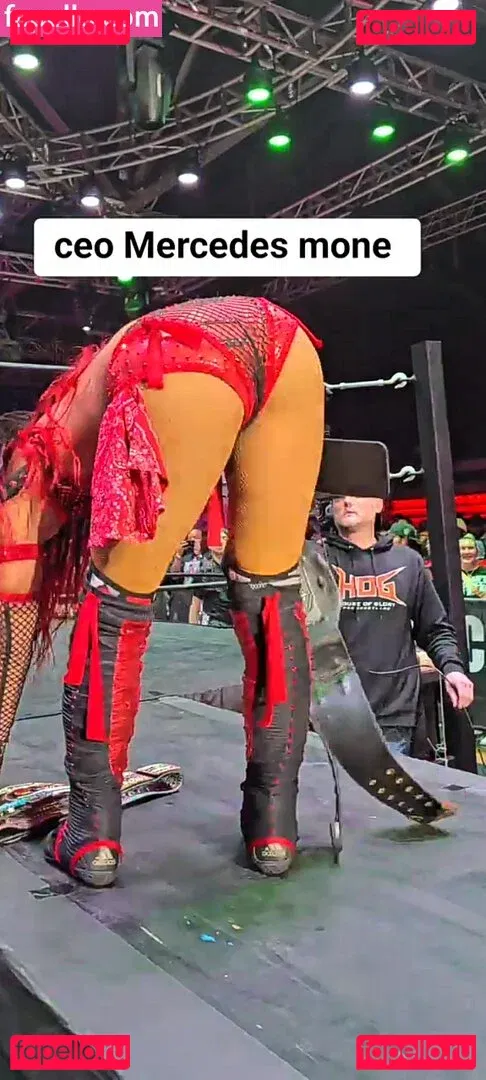 Sasha Banks Onlyfans Photo Gallery 