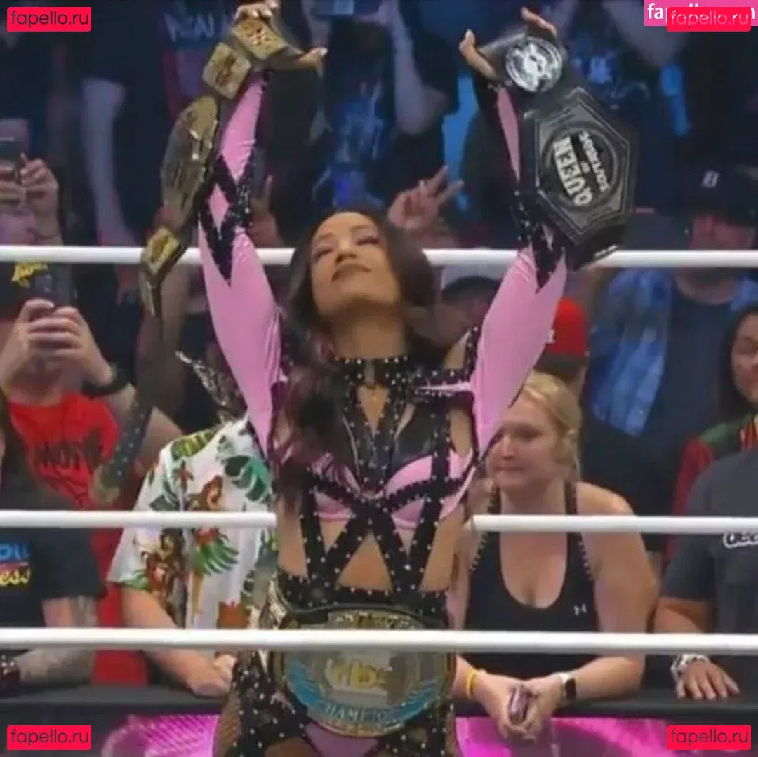 Sasha Banks Onlyfans Photo Gallery 