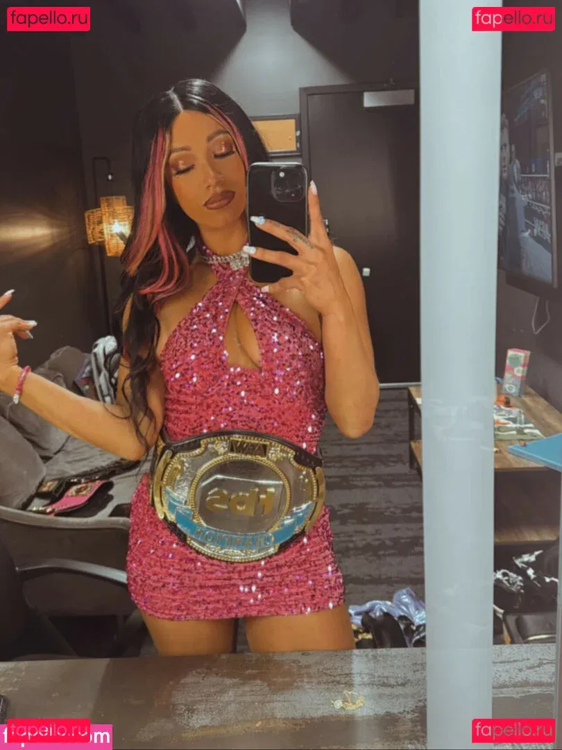 Sasha Banks Onlyfans Photo Gallery 