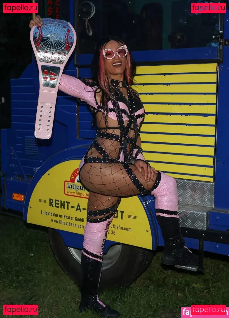 Sasha Banks Onlyfans Photo Gallery 