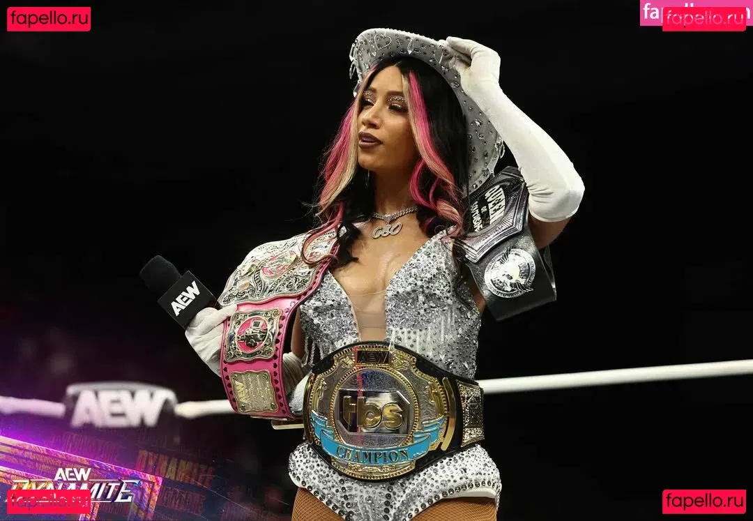 Sasha Banks Onlyfans Photo Gallery 