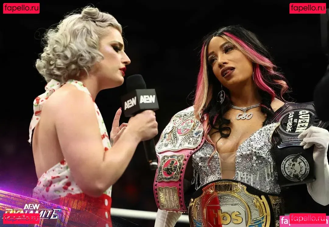 Sasha Banks Onlyfans Photo Gallery 