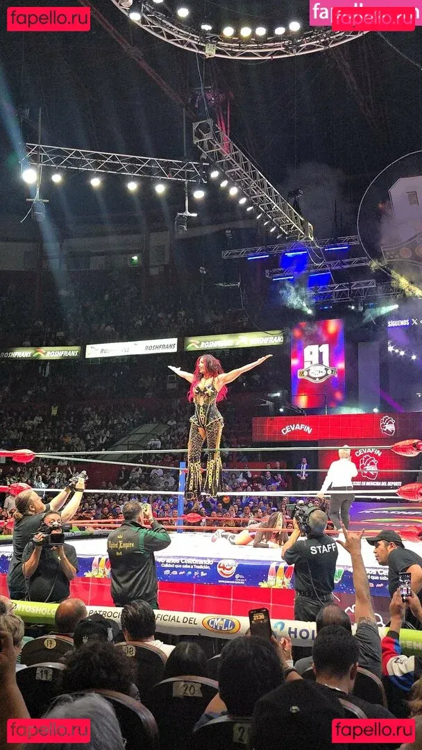 Sasha Banks Onlyfans Photo Gallery 